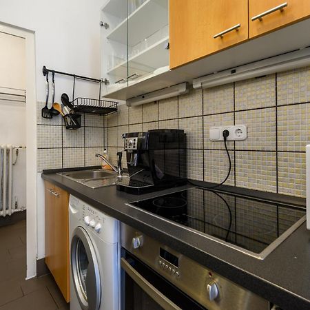 Parlament Apartmant Boedapest Buitenkant foto