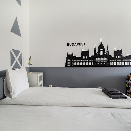 Parlament Apartmant Boedapest Buitenkant foto